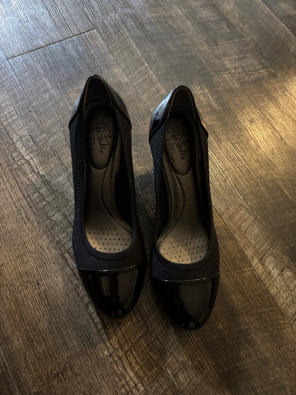 Life Stride Black Patent and Fabric Closed-Toe Pump